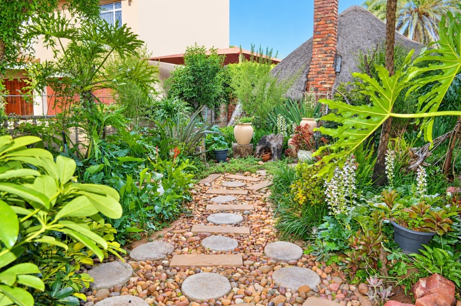4 Bedroom Property for Sale in Wilkoppies North West